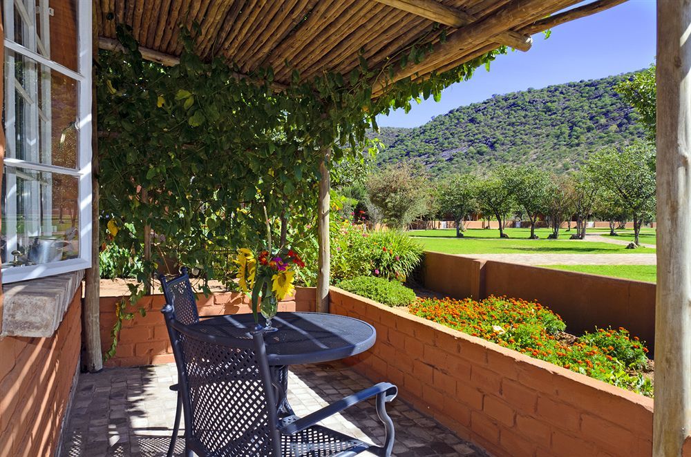 Damara Mopane Lodge Khorixas Экстерьер фото
