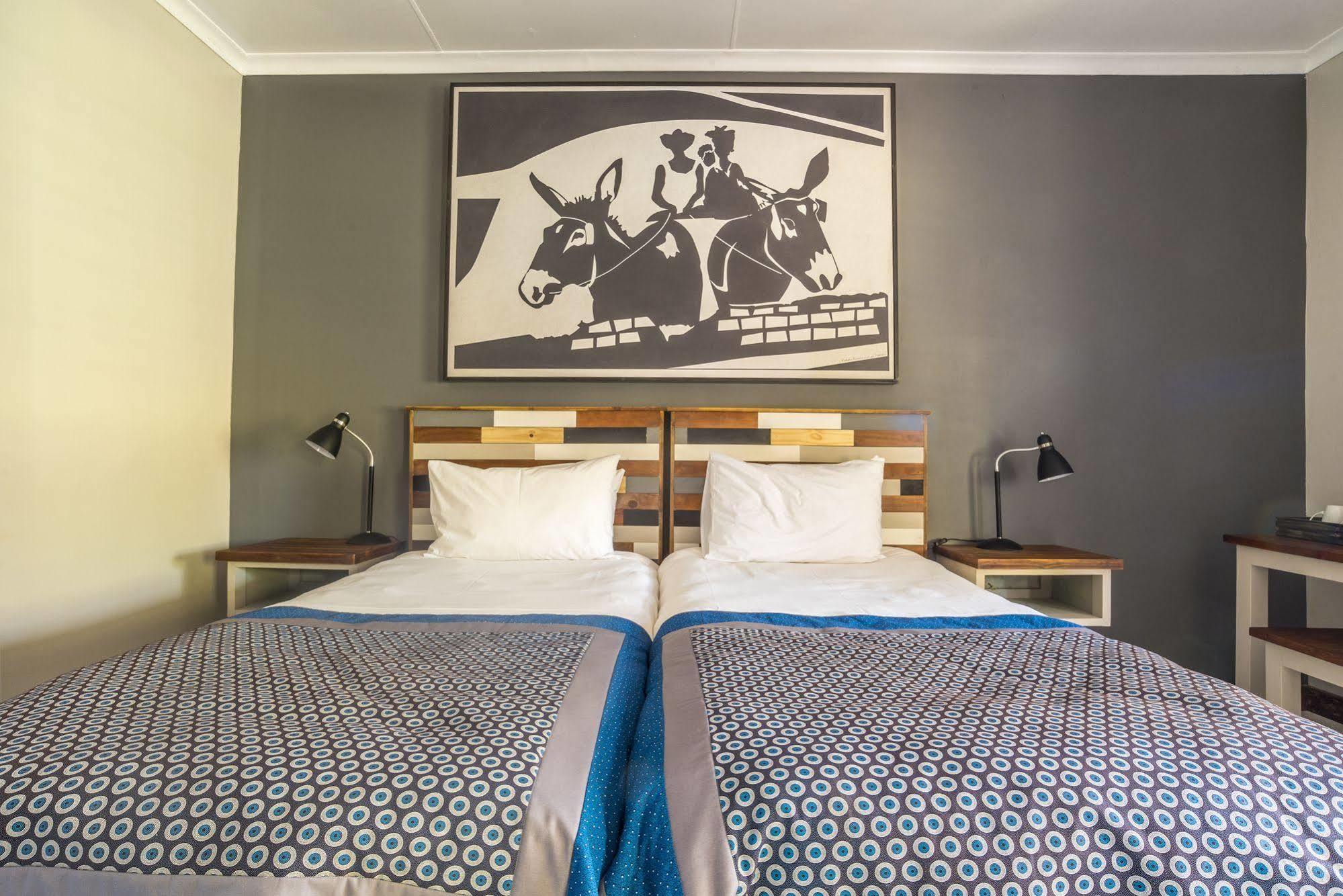 Damara Mopane Lodge Khorixas Экстерьер фото